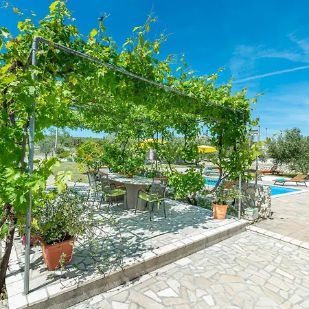 Marina Zadarvillas Sukošan