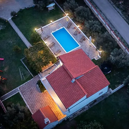 Marina Zadarvillas * Sukošan