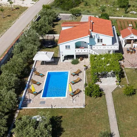 Marina Zadarvillas * Sukošan